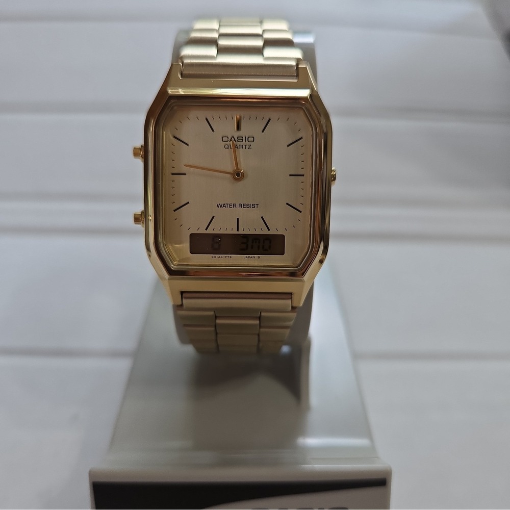 Casio AQ-230 Goldtone 32mm Analog-Digital Men's Watch.Alarm,Stopwatch,Adjust,LCD